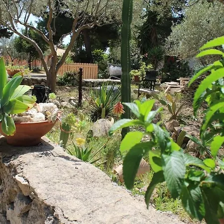 Casa Di Campagna Angolo Di Pace فيلة فافارا